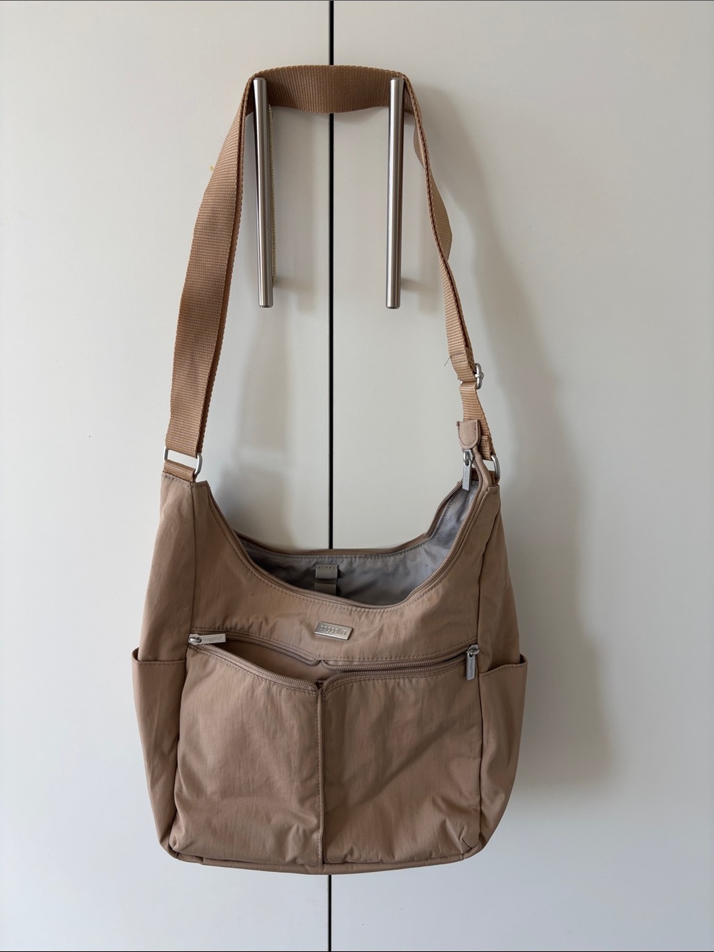 Beige Baggallini Bag Crossbody Shoulder Purse